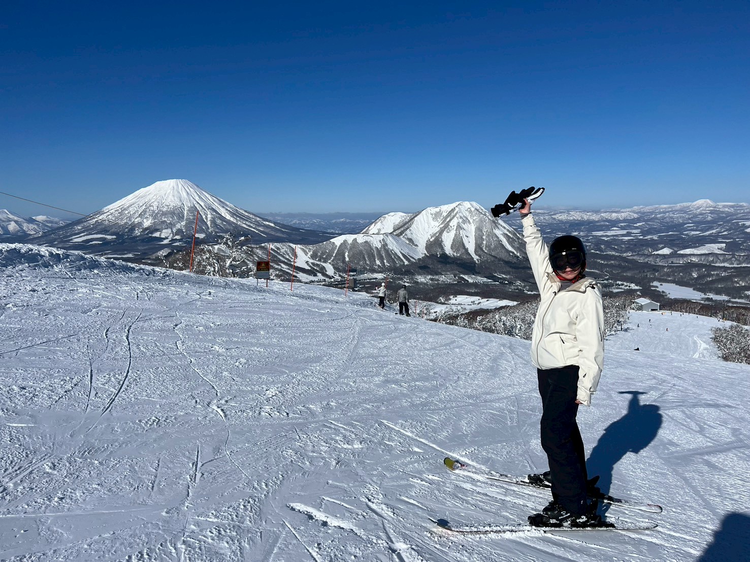 北海道ルスツ公認スキースノーボードスクールのサムライスノーコンシェルジュのサービス